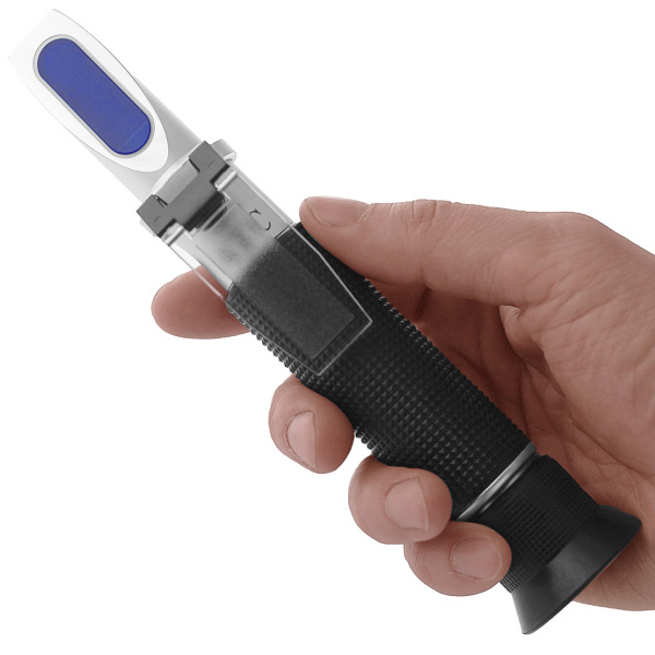 Рефрактометр комбинированный сахароза, соль МЕГЕОН 72010 купить по низкой цене | МАКСПРОФИТ